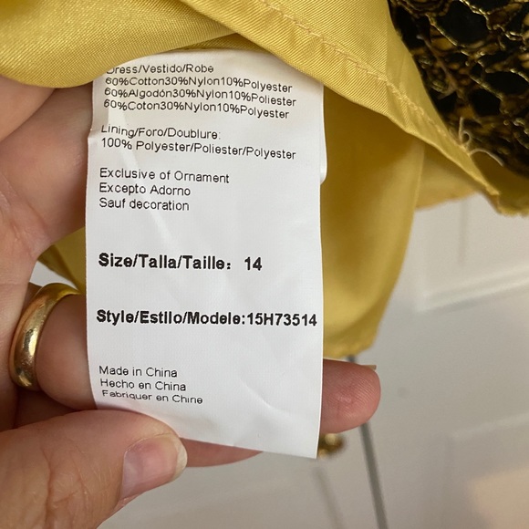 New Laundry by Shelli Segal black/gold dress - Picture 3 of 4